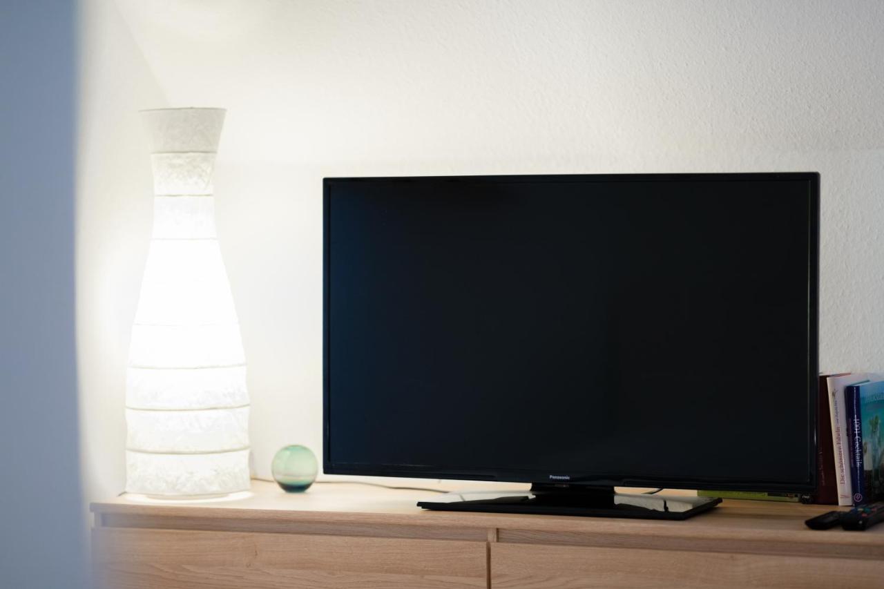 Stay Awesome - Schonfeld Apartment, Netflix Und Kostenloses Parken カッセル エクステリア 写真